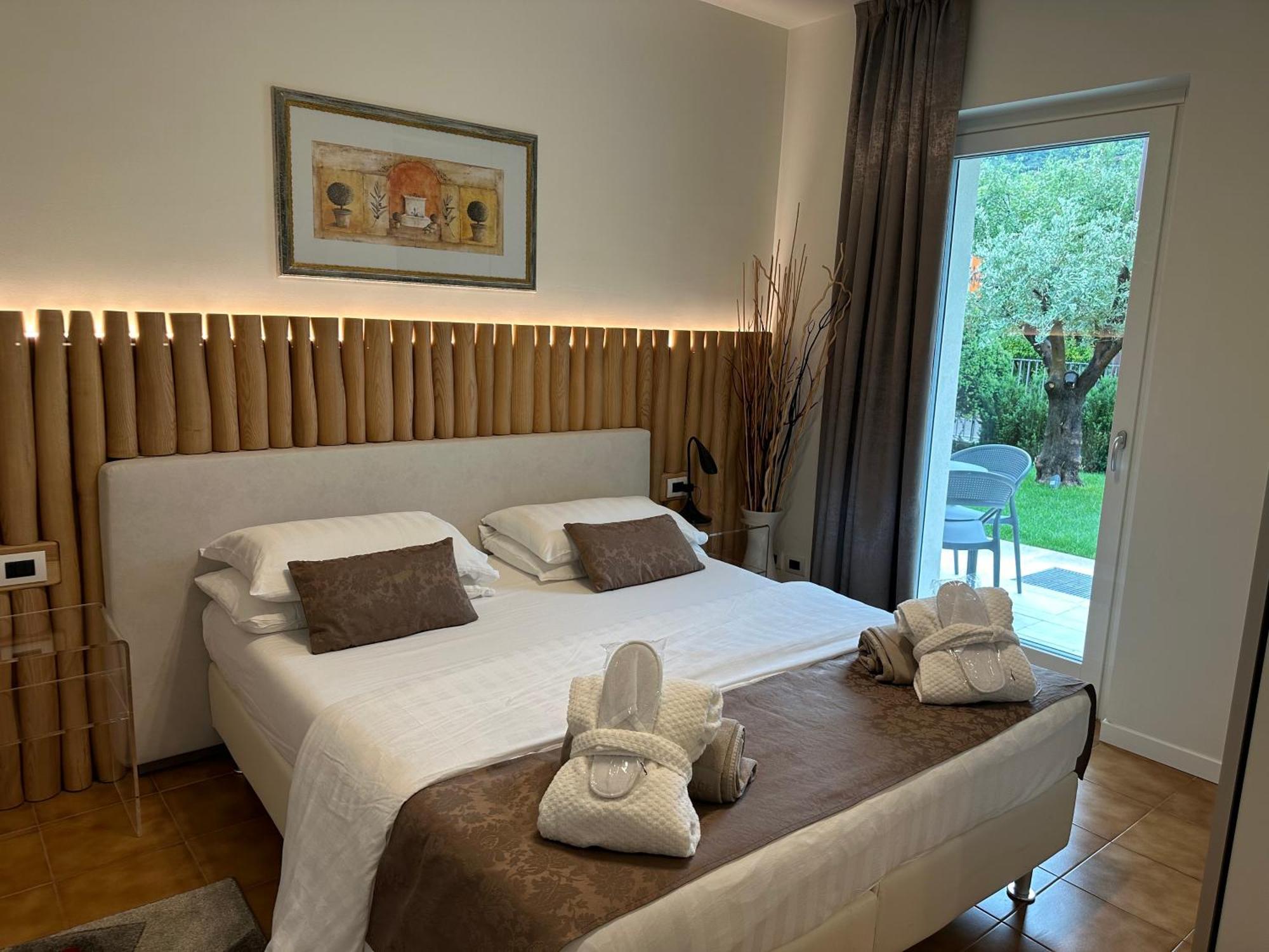Residence Villa Dalila - Appartamento Dalila Рива дел Гарда Екстериор снимка